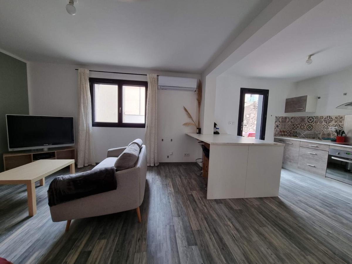 T2 Avec Terrasse 25M², Garage, Plein Centre-Ville Narbonne Buitenkant foto