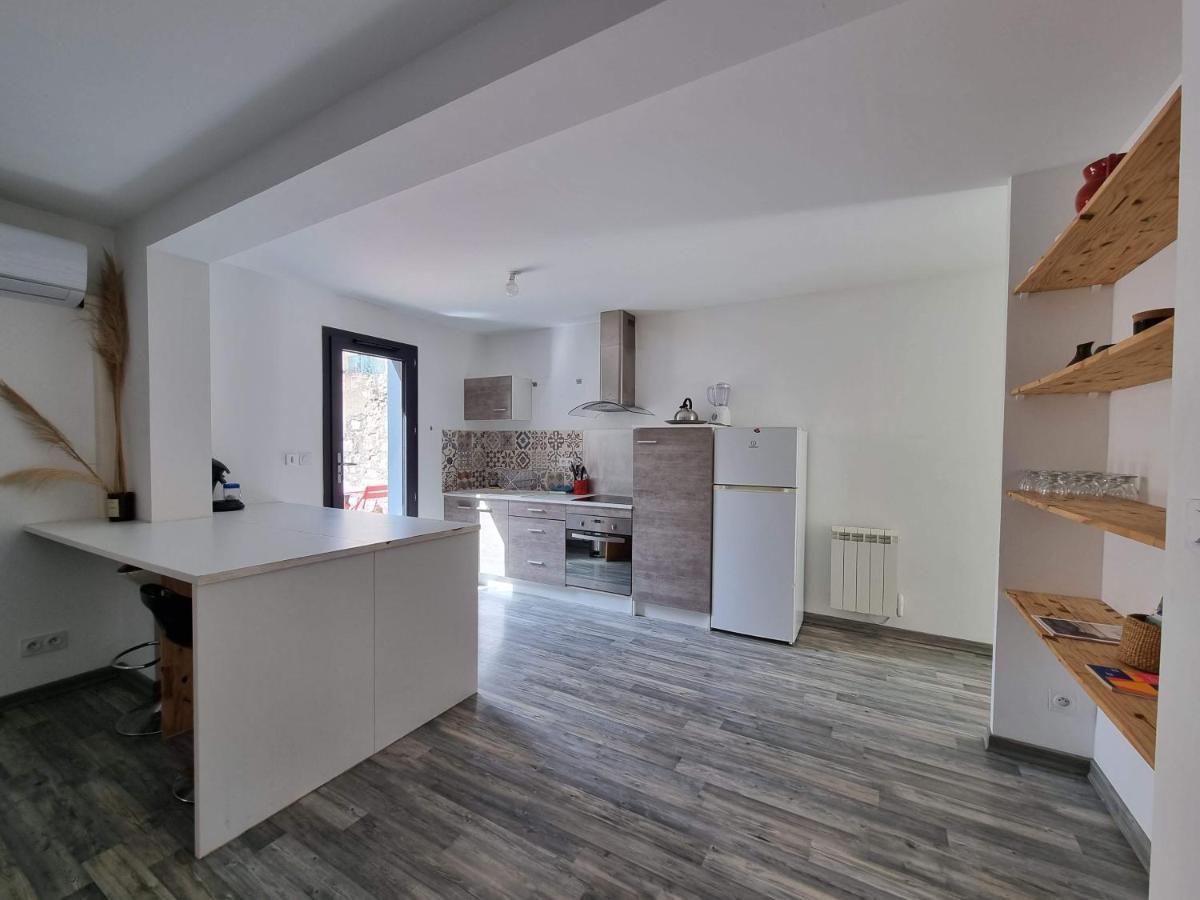 T2 Avec Terrasse 25M², Garage, Plein Centre-Ville Narbonne Buitenkant foto