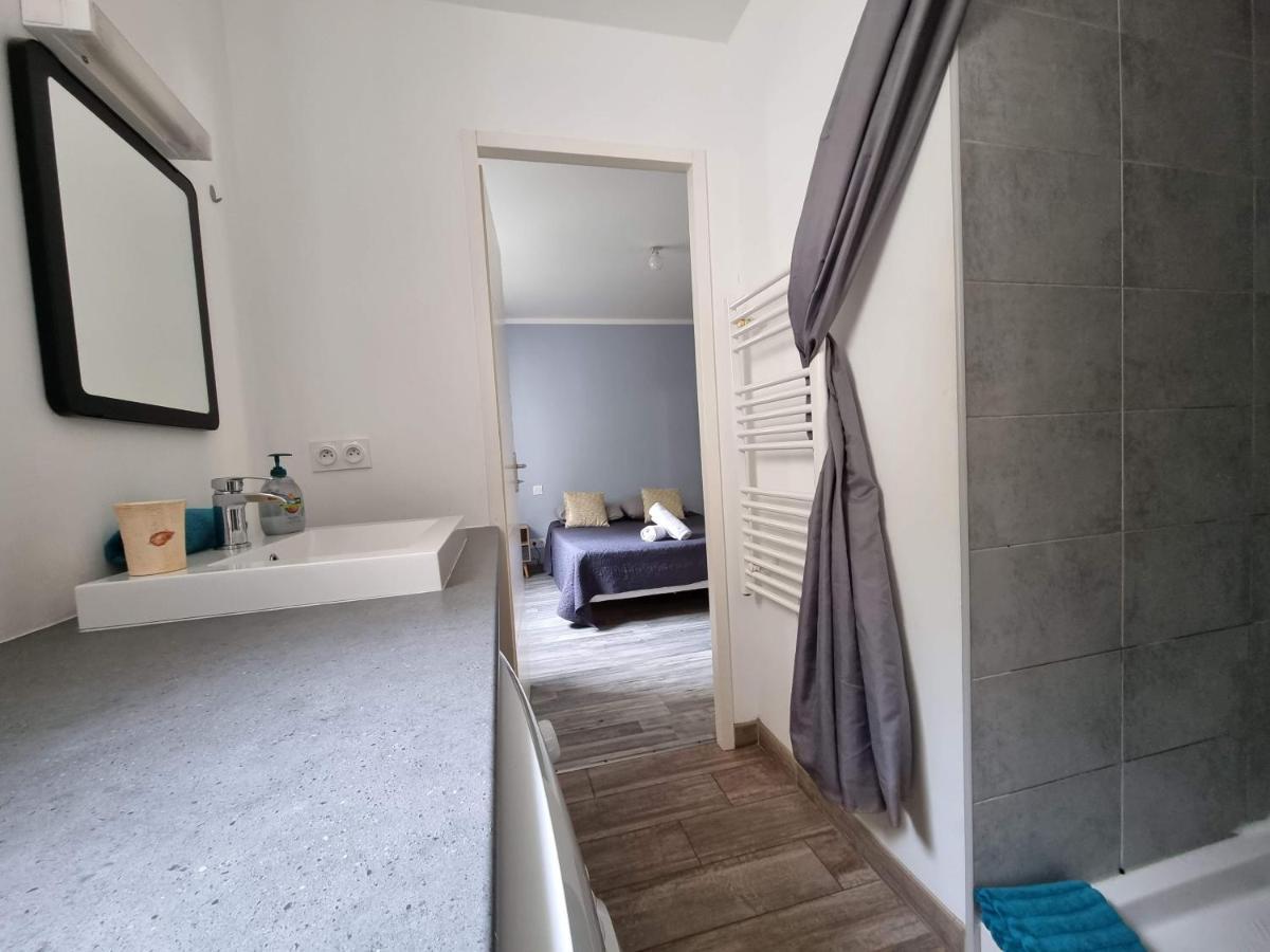 T2 Avec Terrasse 25M², Garage, Plein Centre-Ville Narbonne Buitenkant foto